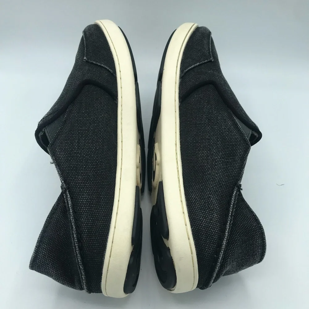 OLUKAI NOHEA LOLE GRAY CANVAS‎ SLIP ON SHOES MENS SZ 8